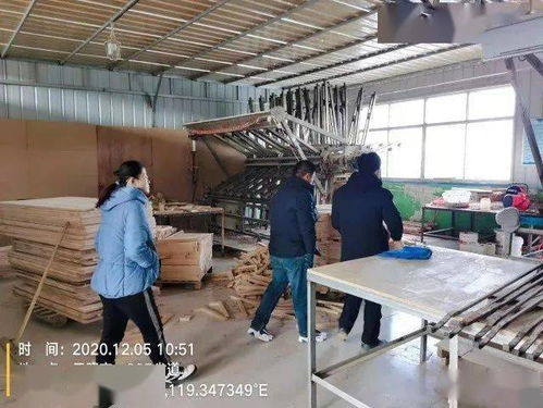 東港生態(tài)環(huán)境分局開展重污染天氣應(yīng)急現(xiàn)場督導(dǎo)幫扶